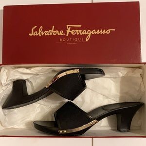 Salvatore Ferragamo Lunes slide on sandals 7.5 B